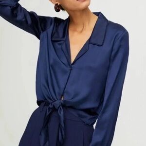 Wilfred Aritzia Blue Satin Cupro Tie-Front Collard Blouse Women's Size XXS